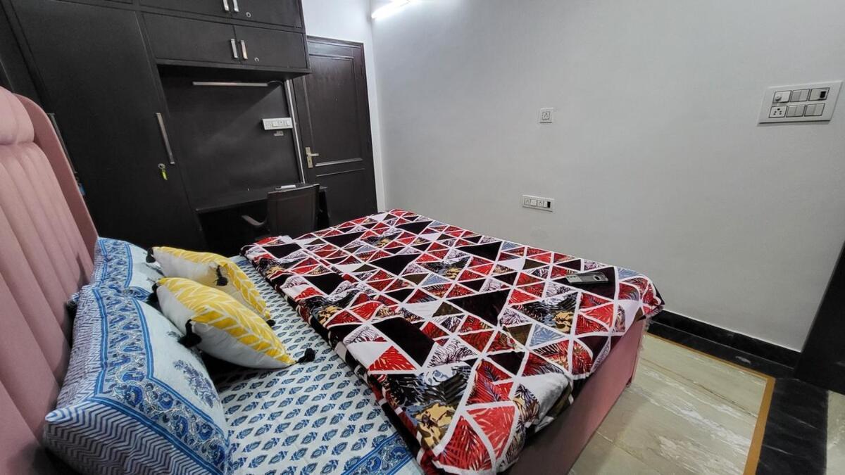 Vacationbuddy 3 Bedroom Paschim Vihar Jwala Heri * New Delhi